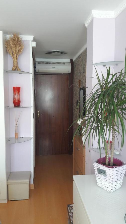 La Pineda Beach Apartment Екстериор снимка